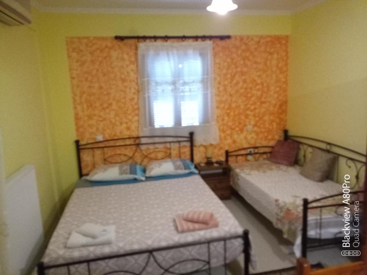 Chryspy Toulatos Studios Pouláta Екстериор снимка
